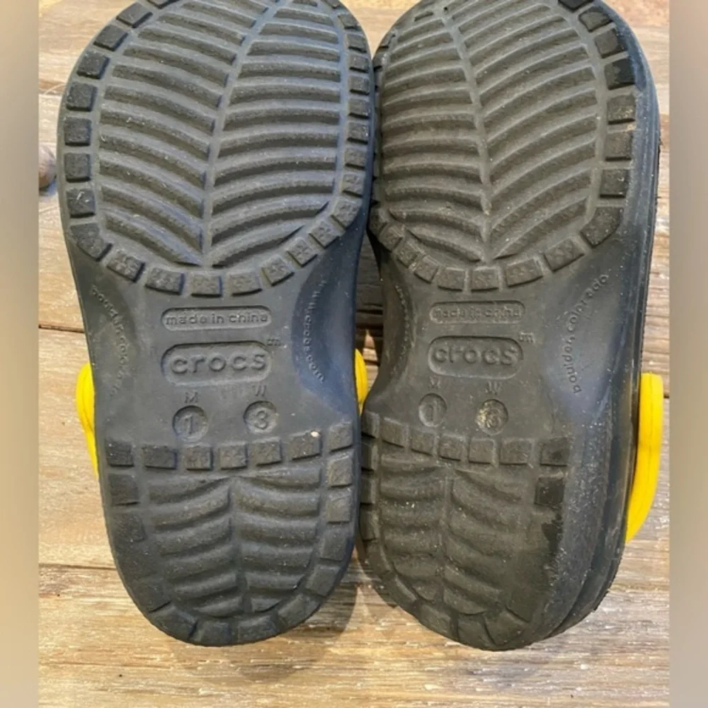 CROCS Black/Yellow Steeler’s Men’s 1 Women’s 3 Sling Back‎ Shoe